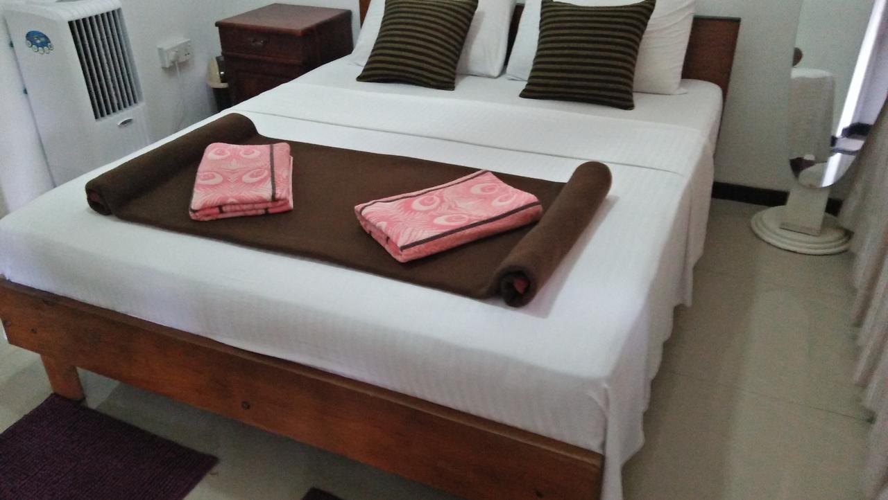 59B Rest Inn Елла Екстер'єр фото